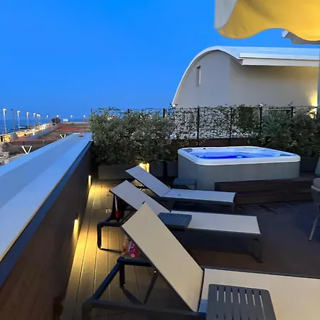 Luxury Terrazza Будинок відпочинку Барі