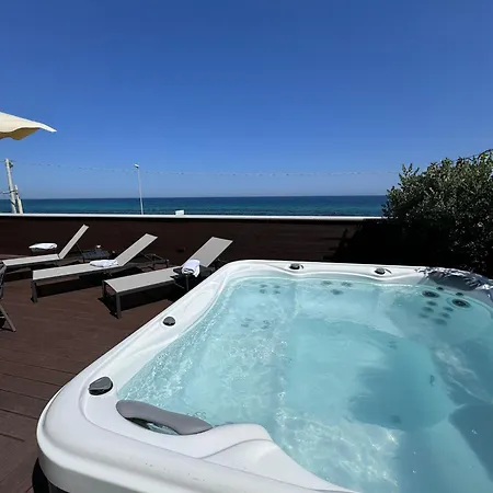 Luxury Terrazza Будинок відпочинку Барі