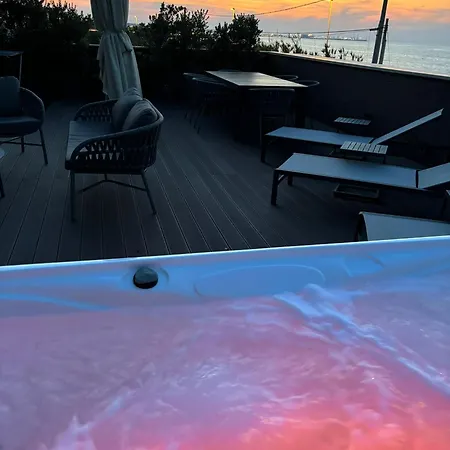 Luxury Terrazza Барі